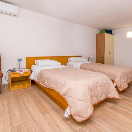 Apartment Jelena Primošten Extérieur photo